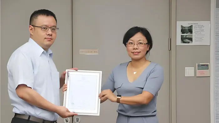 L'industria pesante di Qiansheng riceve la certificazione ISO 9001, rafforzando la fiducia globale